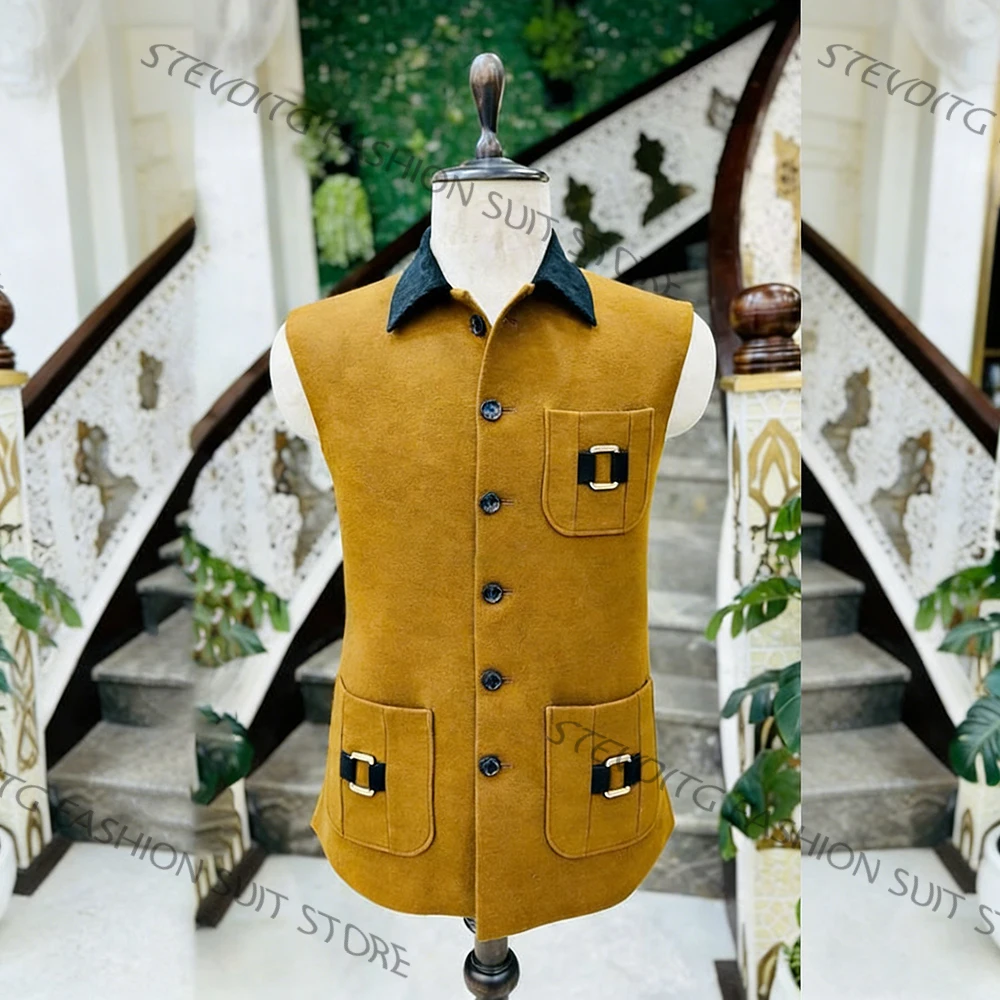 Men's Mustard Yellow Sleeveless Jacket with Contrast Collar & Buckle Pockets Single Breasted 1 Piece Retro Safari Style Blazer