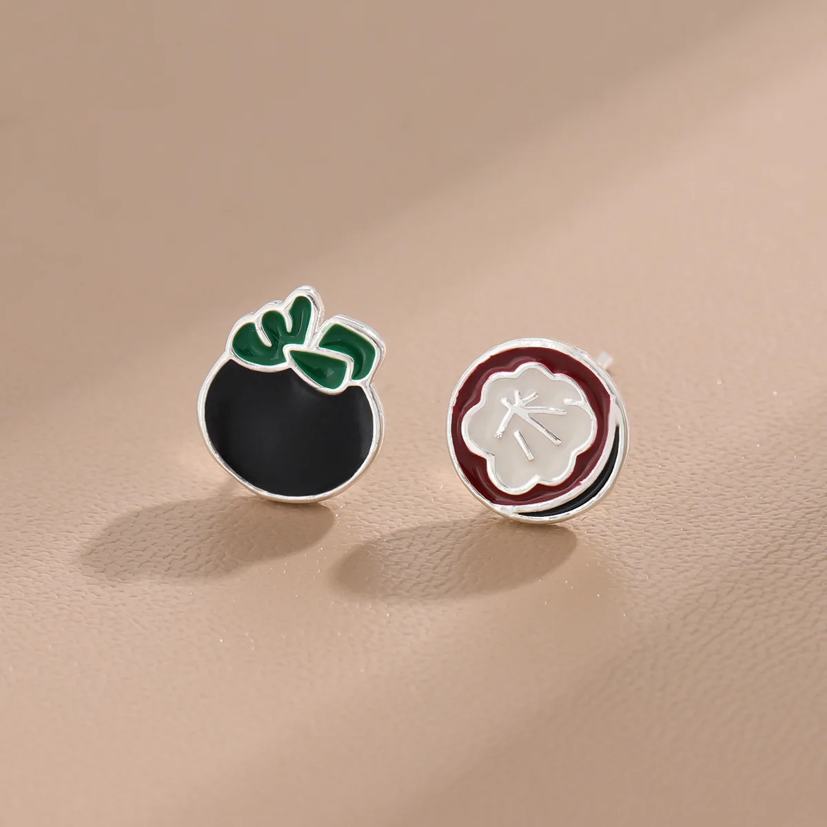 Fashion Creative 925 Sterling Silver Jewelry Personality Mangosteen Fruit Fresh Asymmetrical Stud Earrings E061