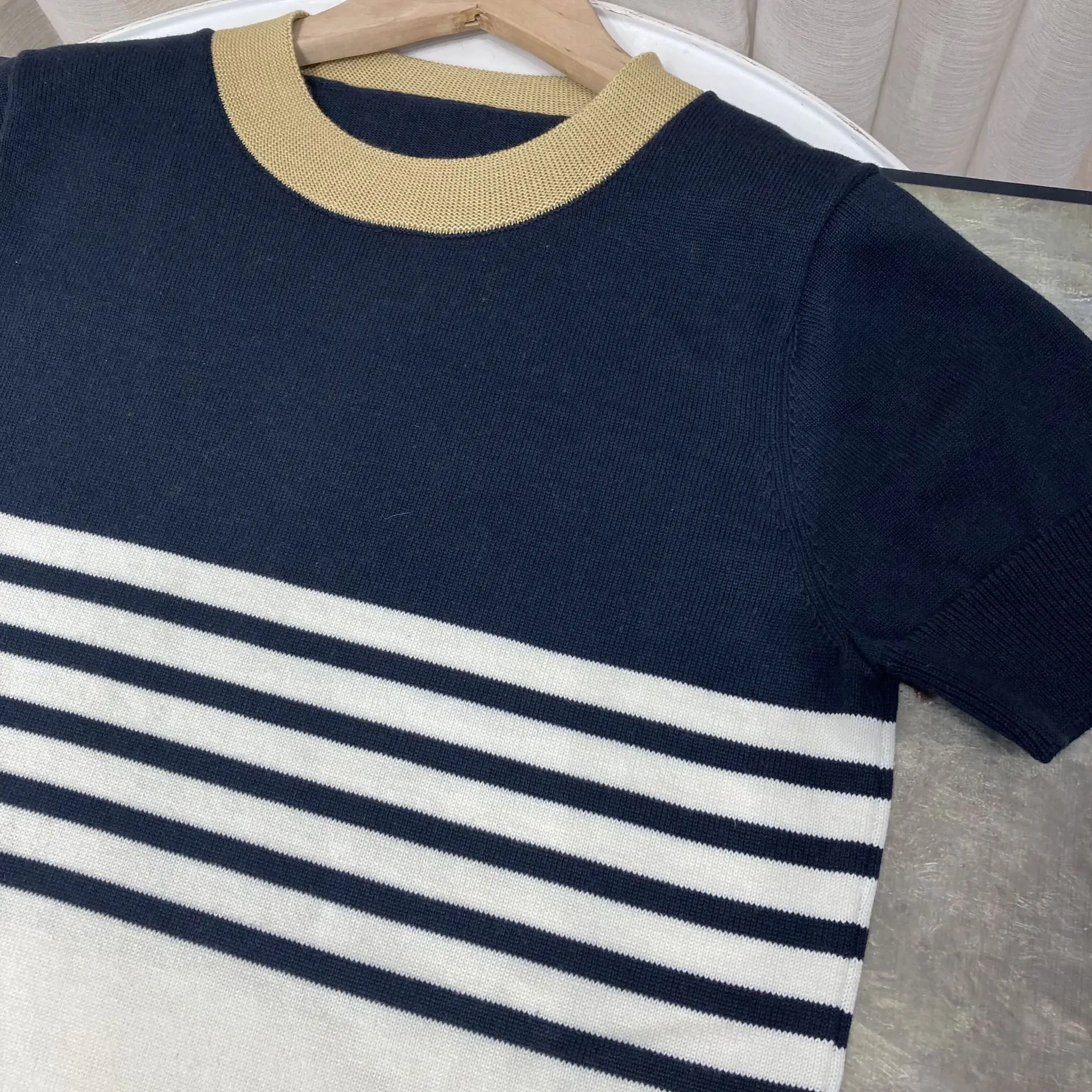 Short-sleeved women's summer new casual loose striped knit short-sleeved wild top color matching striped sweater