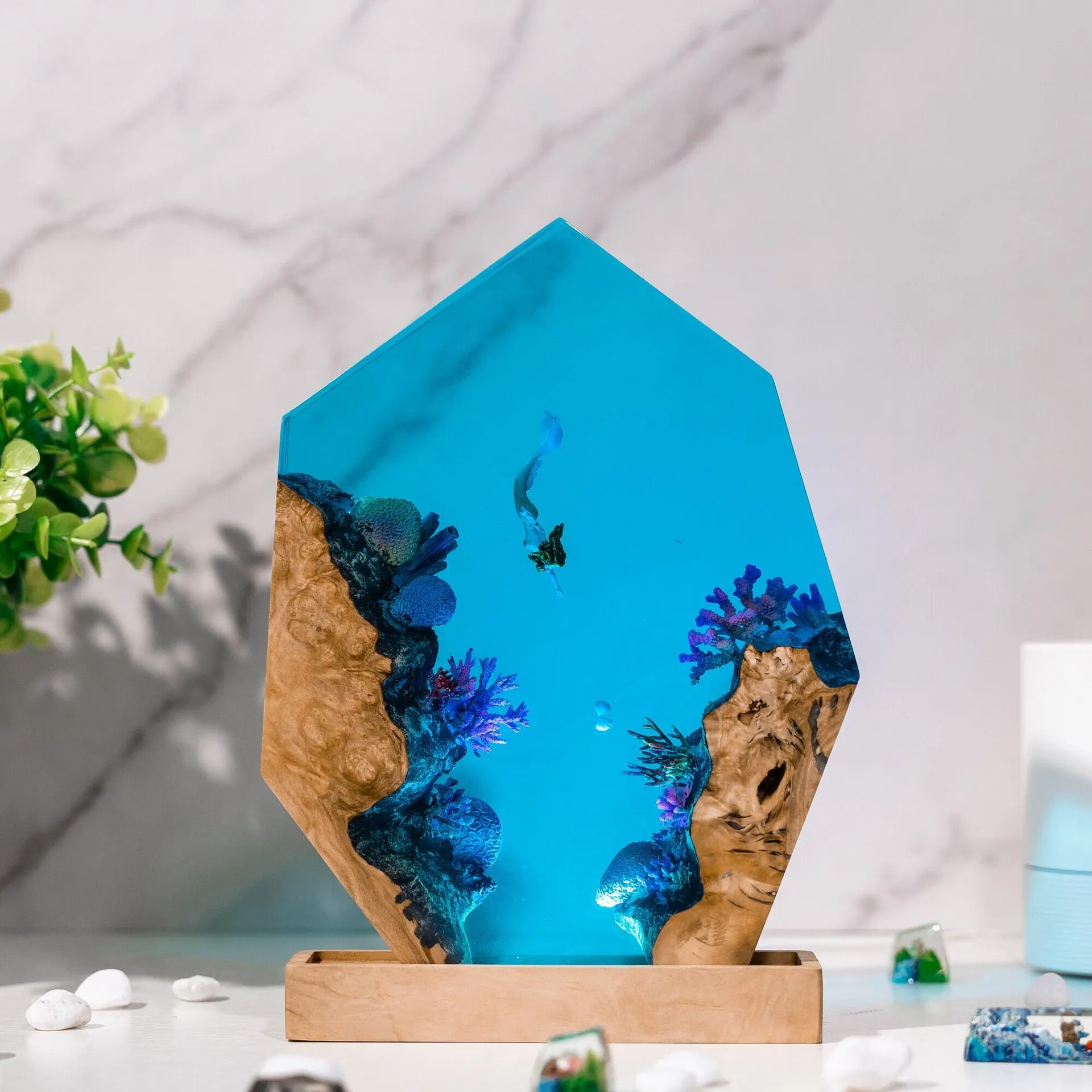 عناصر مخصصة الراتنج الجدول ضوء الخيال العالم حورية البحر LED ضوء الليل الإبداعية الفنية غرفة الديكور مصباح USB تهمة #1