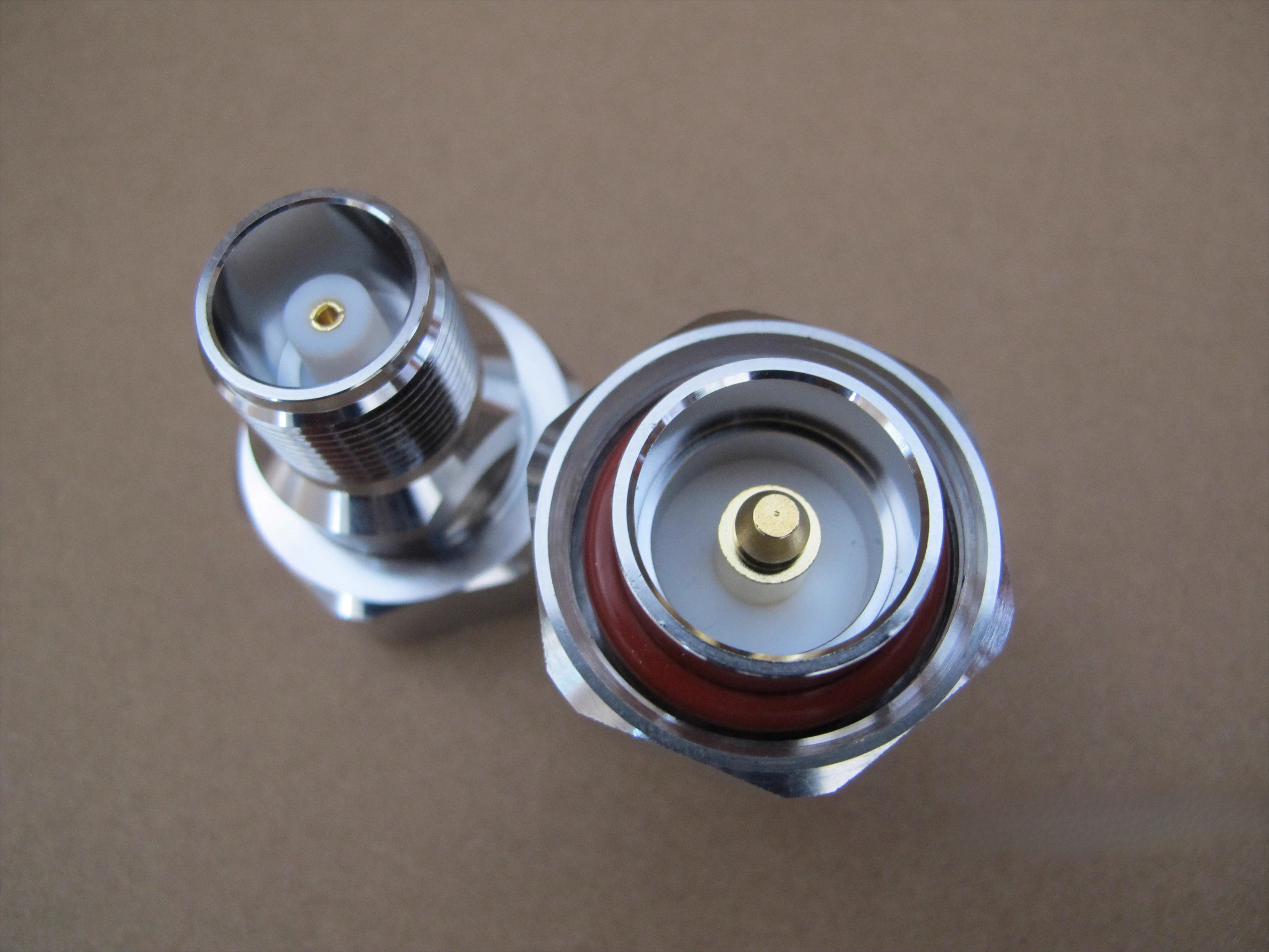 

HN High-voltage Connector Female To DIN7/16 Male L29 Adapter