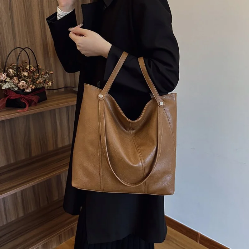 

Casual Leisure Business Women's Leather Handbag Minimalist Unique Vintage Elegant With Large Capacity