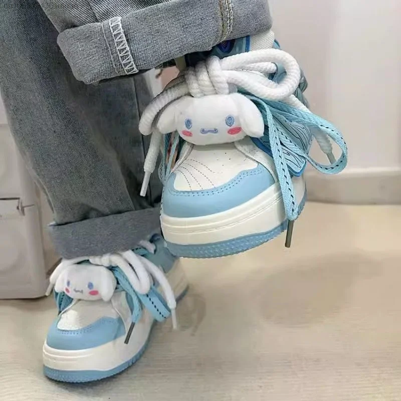 Sanrio Cartoon Shoes With Cinnamoroll Accessories Y2k Student Korean Fashion Versatile Board Shoes Women Cute Casual Sneakers