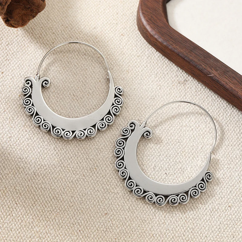 Ladies' Bohemian Style Silver Plated Hoop Earrings With Rolled Vortex Texture Suitable For Daily Commute Party Fashion Earrings