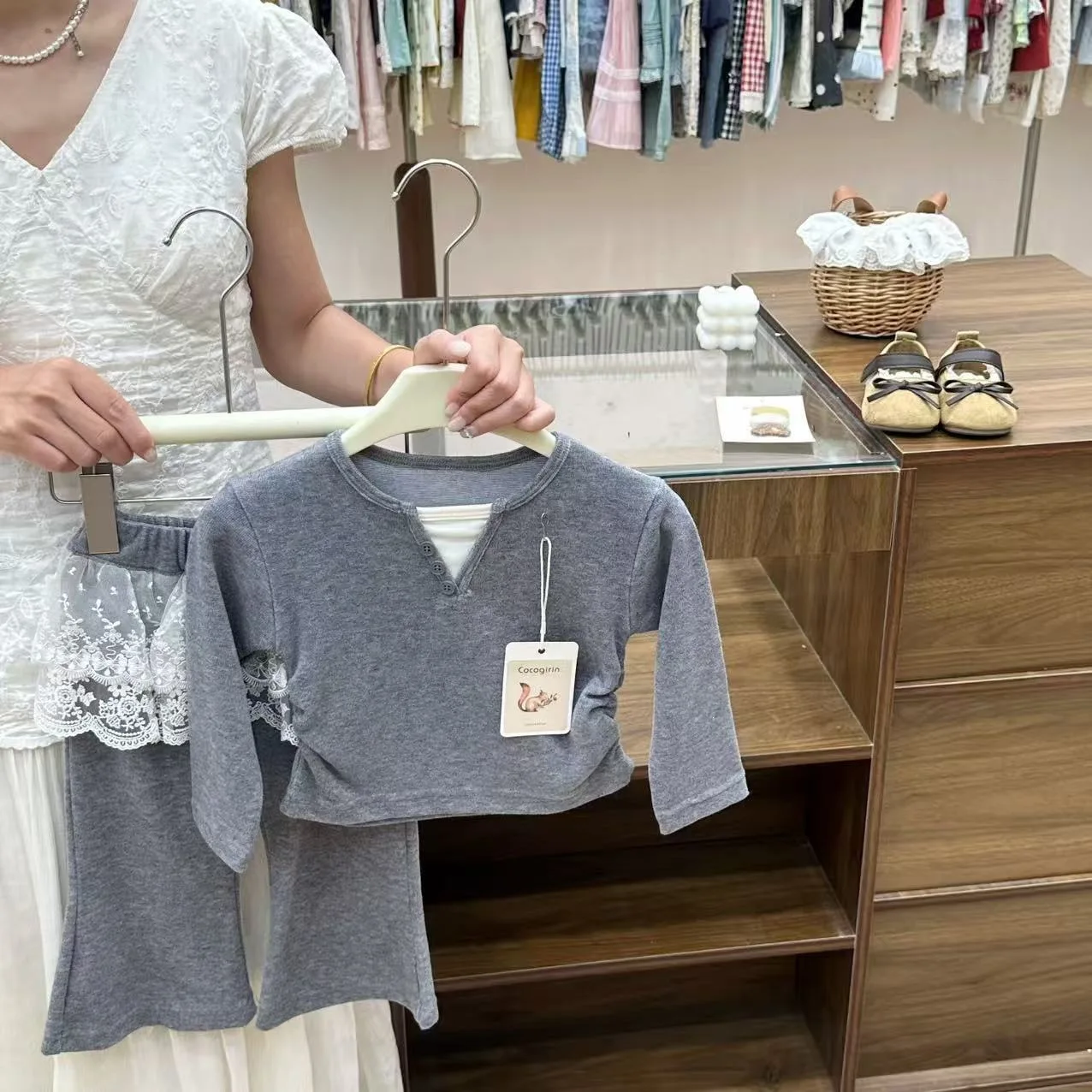 Korean Kids Causal Grey Sets Girl Baby Autumn New Long Sleeve Tops Lace Elastic Waist Wide Leg Pants Two Price Sets
