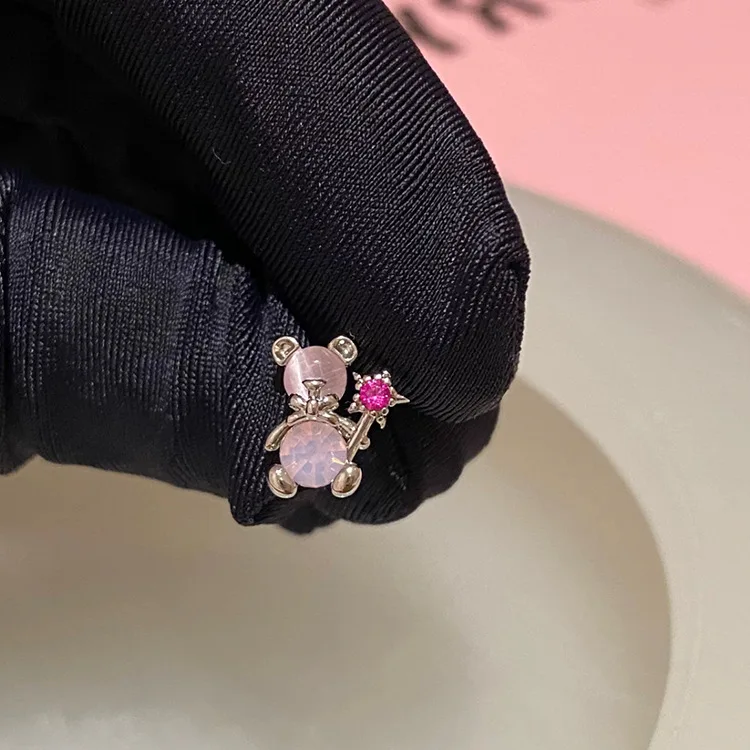 Butterfly Love Heart Moon Star Bears Planet Pink Zircon Rhinestone Small Ear Stud for Women Sweet Party Jewelry HUANZHI 2023 NEW