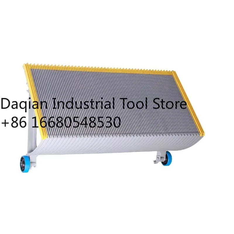 3dsEscalator Step with Yellow Painted Escalator Parts