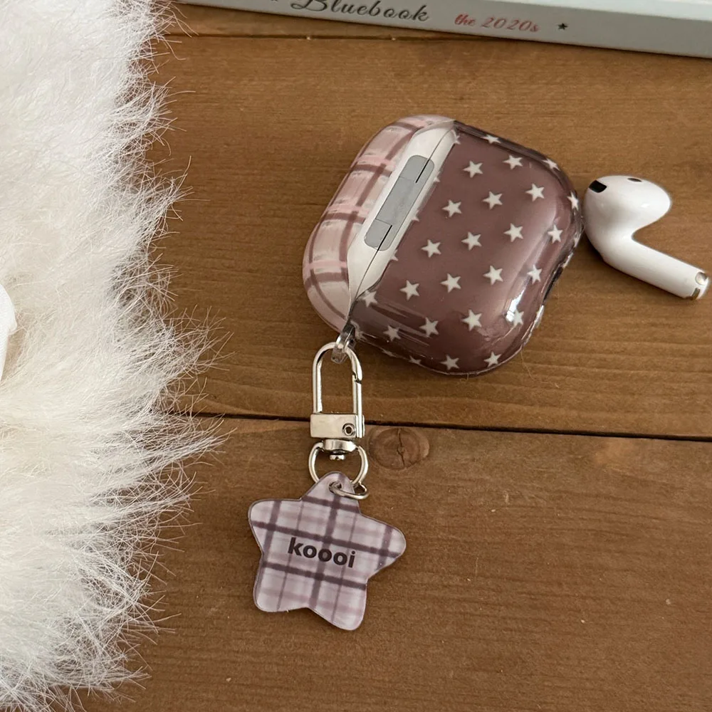 เคสหูฟังแบบนิ่มลายสก็อตสีน้ำตาลใส พร้อมจี้ดาวน่ารัก ป้องกันการตกกระแทก สำหรับ AirPods 1 2 3 4 Pro 3 2