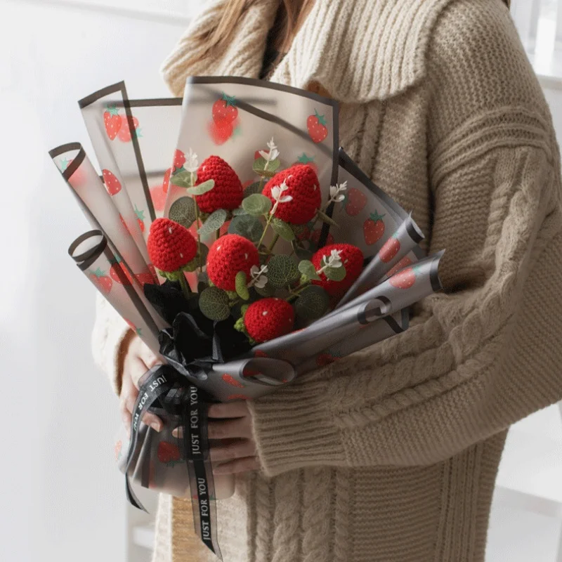 Finished Knitted Flowers Strawberry Crochet Bouquet Creative Knitted Flowers Valentine Mothers' Day Birthday Graduation Gifts