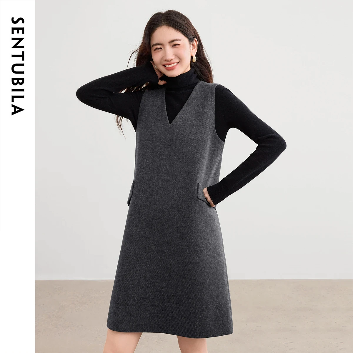 

Женское шерстяное платье без рукавов SENTUBILA, зима 2025, с V-образным вырезом, с настоящими карманами, элегантное повседневное короткое платье А-силуэта 154LI3132