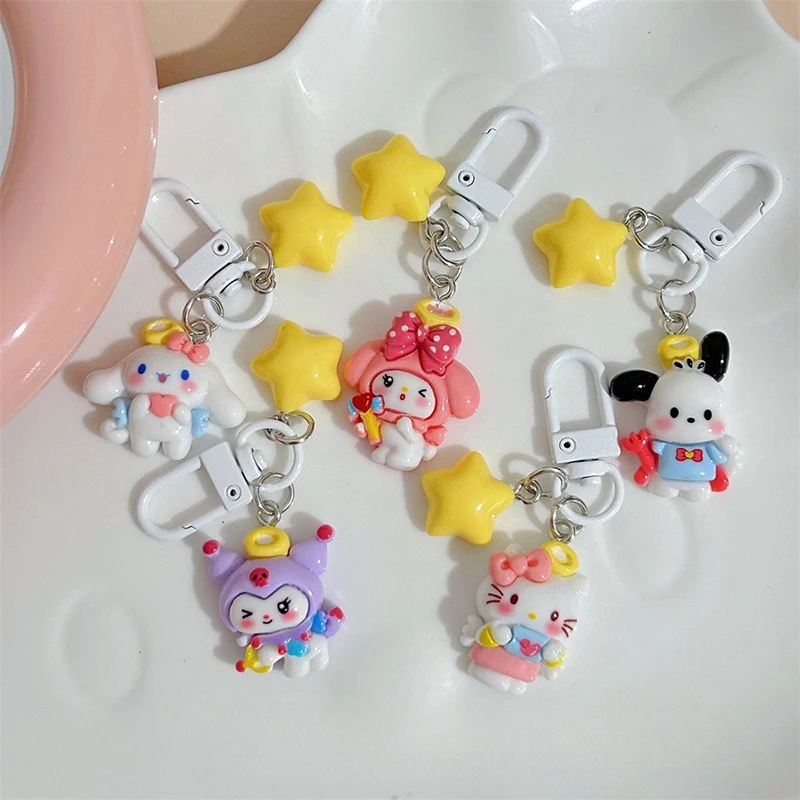 Sanrio gantungan kunci lucu Resin Hello Kitty bintang liontin gantungan kunci lucu lima runcing bintang Kitty mainan anak-anak liontin mobil gantungan kunci