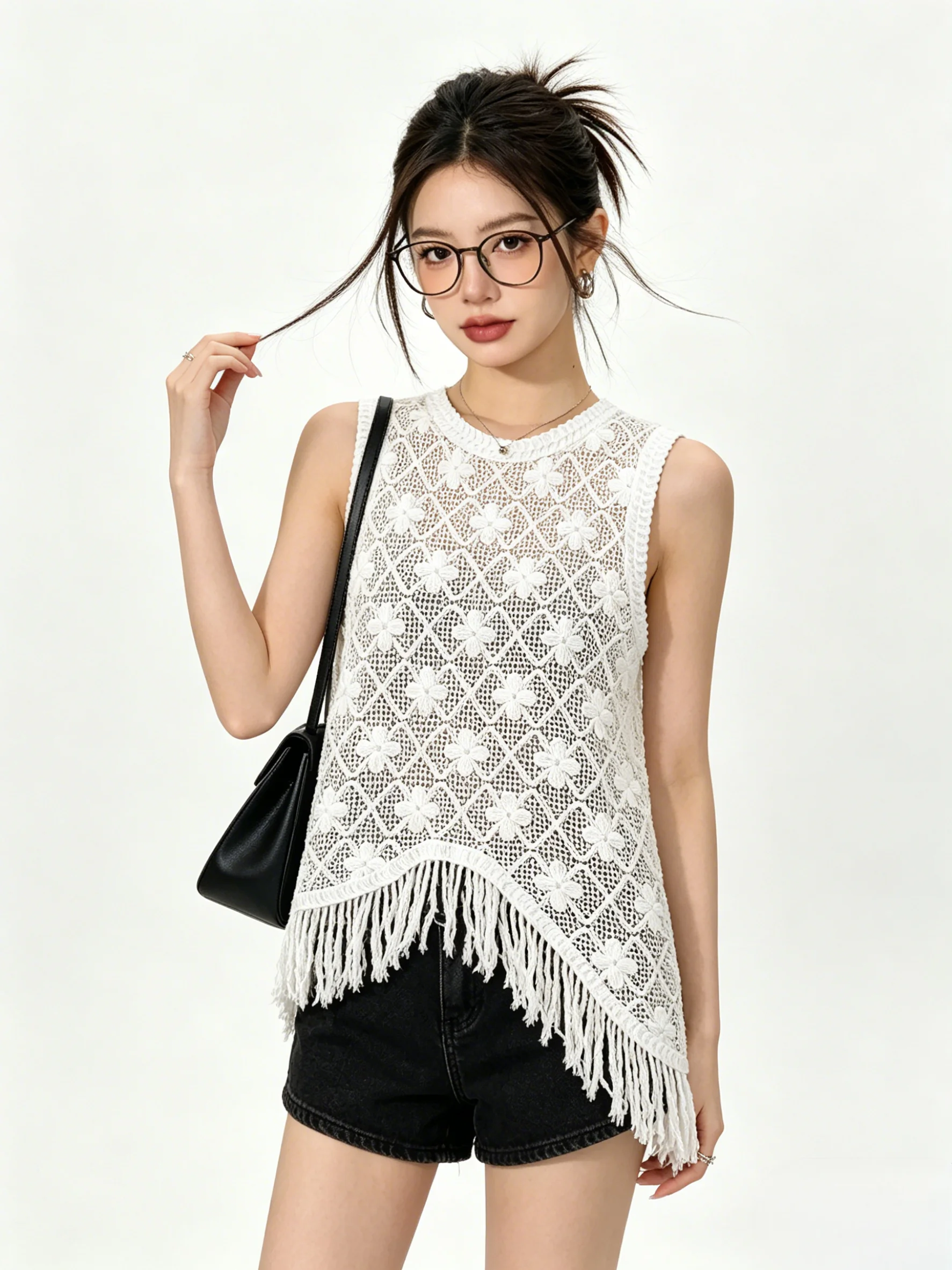 

Korean Style Embroidered Tassel Hollow out Knitted Top Summer New Design Floral Pattern Versatile Outerwear Breathable Ladies...