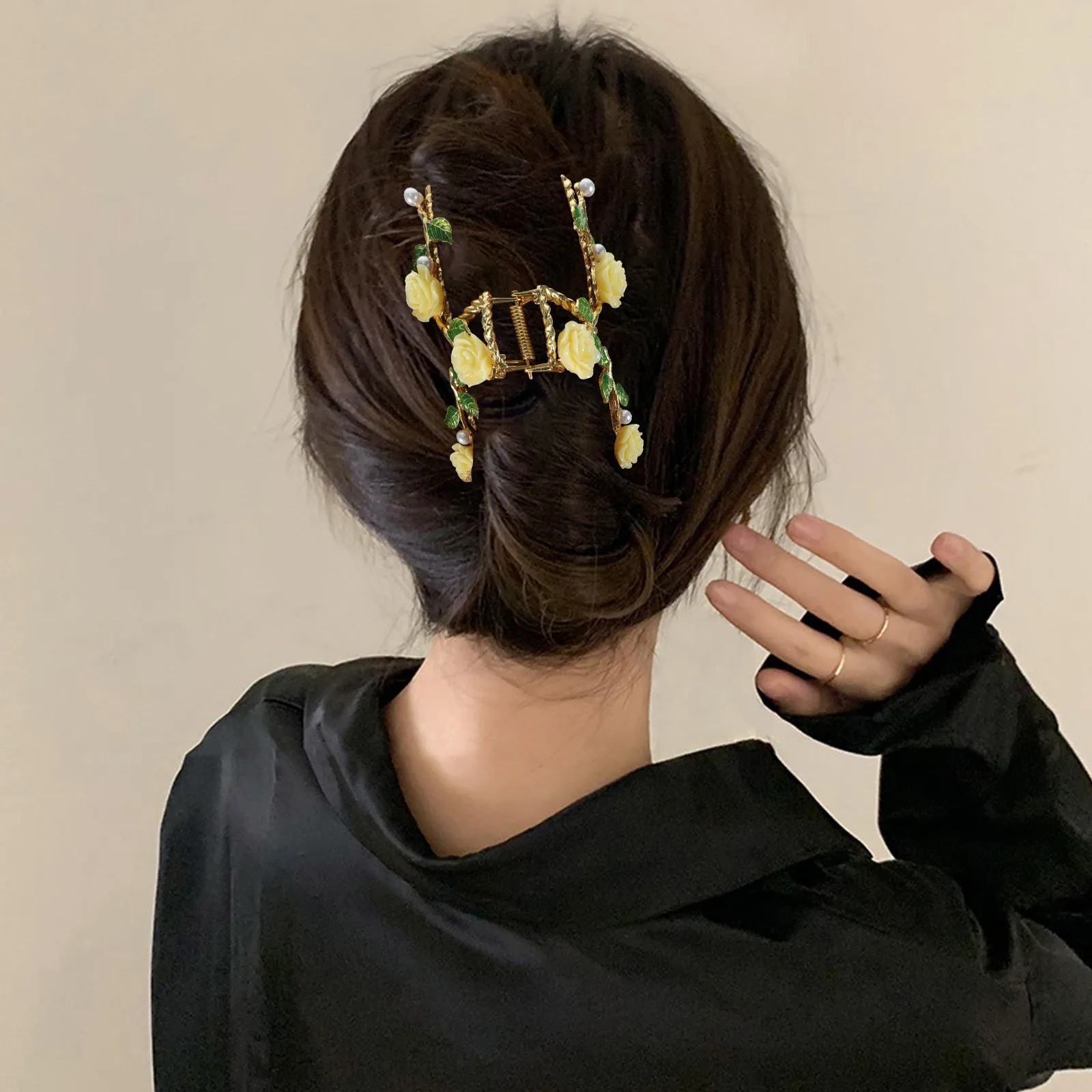 Rose Design Hair Claw Clip for Women Large Alloy Jaw Clip Holds Firm No Slip Damage Free Styling Accessory for Long Thick Hair