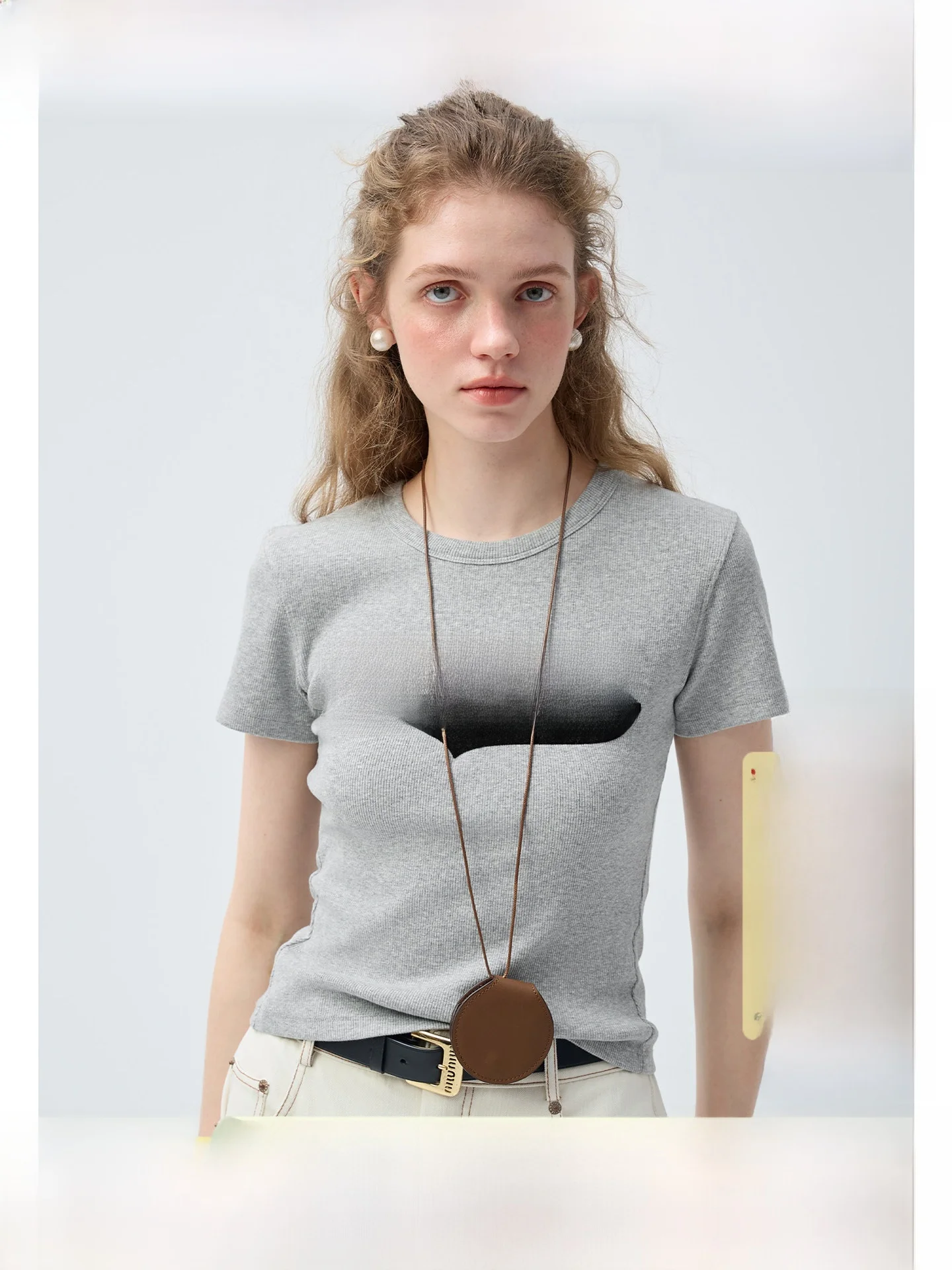 

VEGA CHANG American Retro Knitted Slim Fit Short Sleeve T-Shirt for Women Korean Style Spring Season Versatile Breathable Ski...