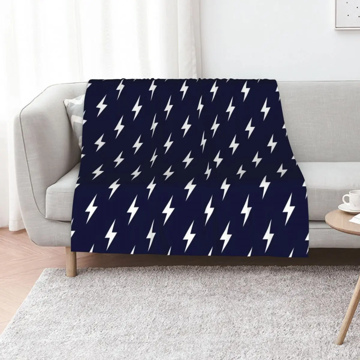 Lightning Bolts White On Navy Blue Throw Blanket Retros Bed Fashionable Blankets For Baby Polar Decorative Sofa Picnic Blankets
