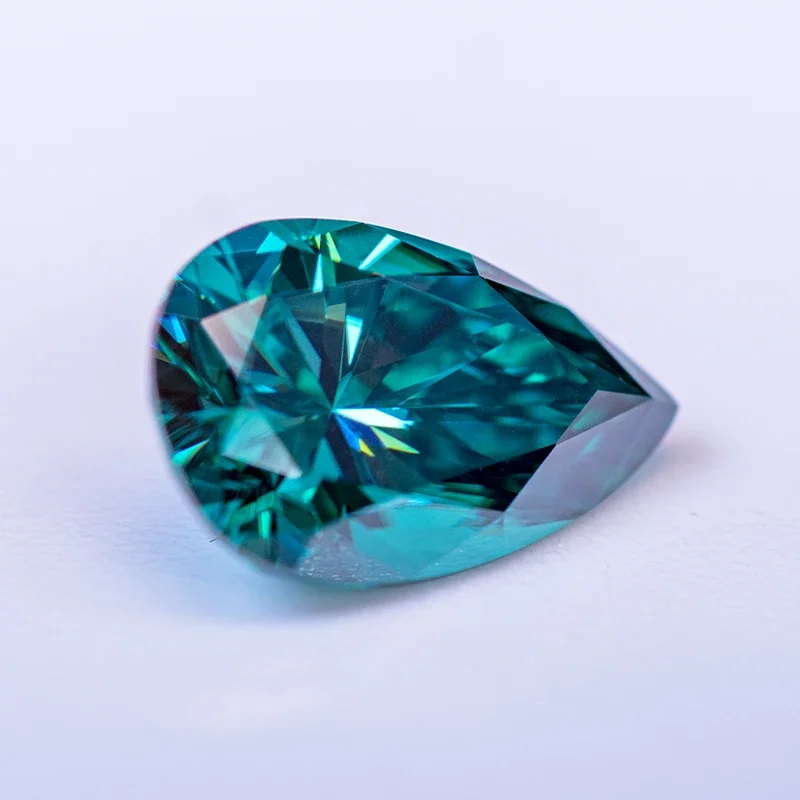 Moissanite Stone Pear Cut Primary Color Emerald Green Lab Grown Diamond for Charms Woman Jewelry Making with GRA Certificate