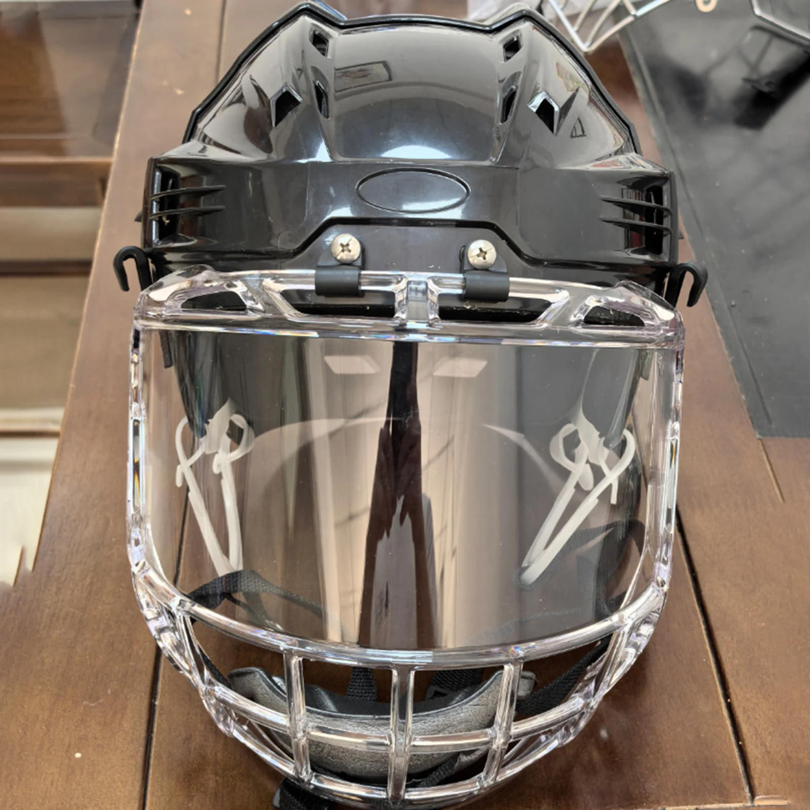 #18 Latest Hockey Helmets Offers