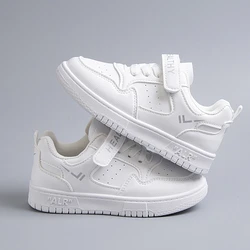 Tenis Sneakers bambini primavera/autunno nuovi ragazzi ragazze scarpe sportive Casual scarpe da tavola in pelle morbida suola bambini piccole scarpe bianche