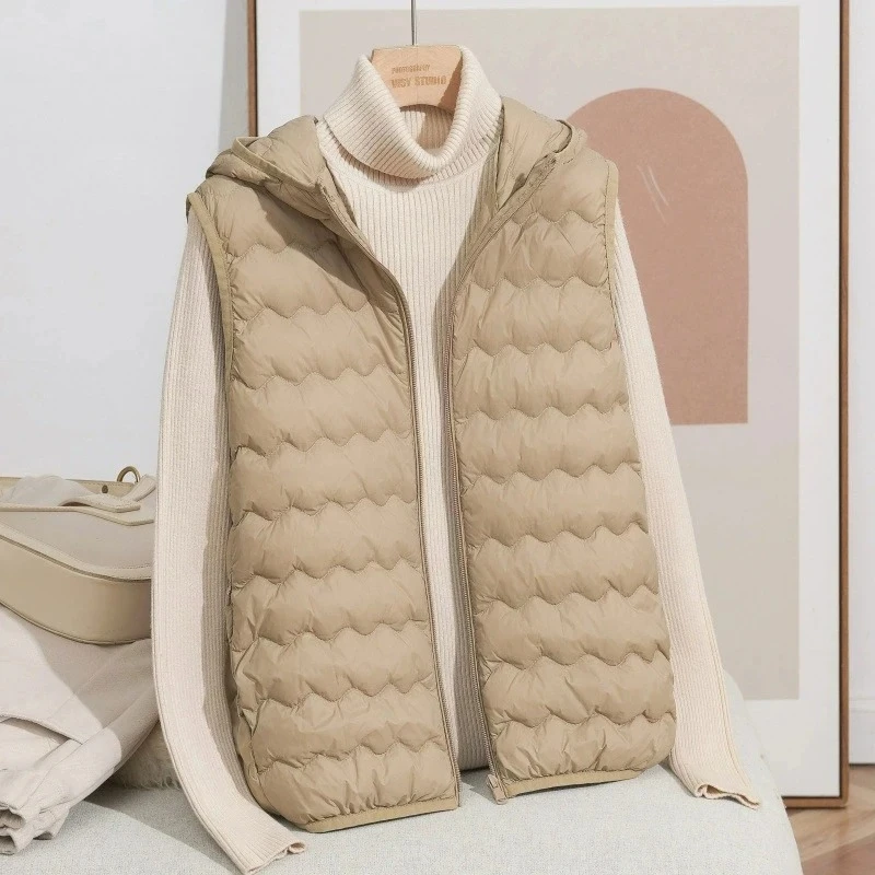 고품질 패션 가을 겨울 따뜻한 후드 달린 2026년 신상품 민소매 재킷 여성용 경량 화이트 덕다운 조끼