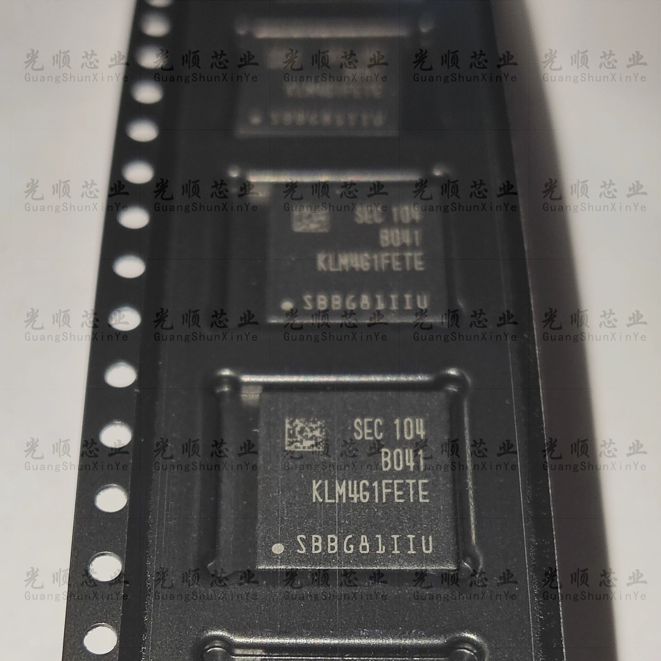 

5PCS KLM4G1FETE-B041 BGA