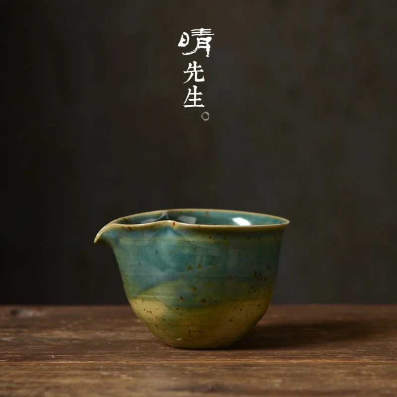 

Jingdezhen Handmade Wheel-Throwing Stoneware Kiln Baked Open-Cut Flower Mouth Gourd Pitcher Vakarufalhi Ceramics Divided into Te