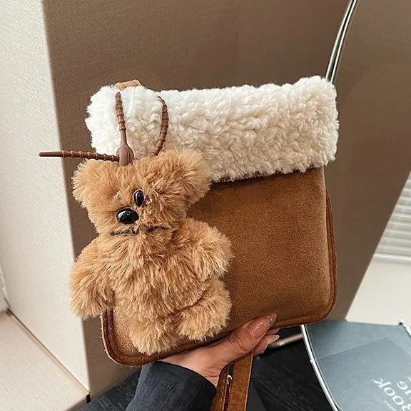 

Пушистая сумка через плечо из овечьей шерсти, новинка 2026, милая модная сумка на плечо для женщин, зима-осень, уютная, для повседневного использования