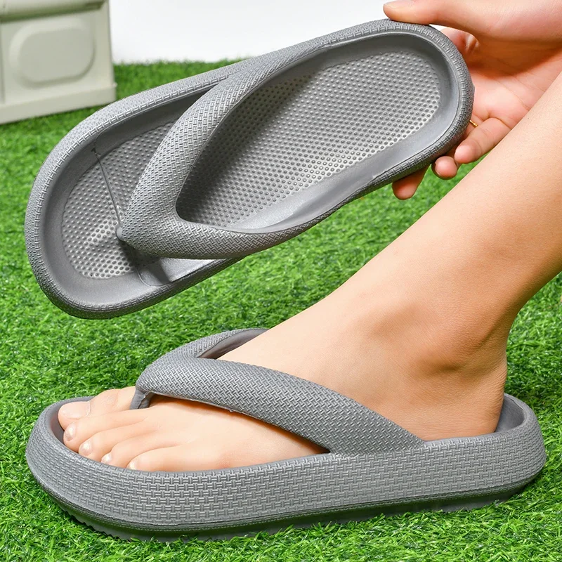 Mens Slippers Soft Sole Platform Flip Flops Women 2024 Summer Beach Non Slip Men Slippers Coulple Thick Sole Bathroom Slippers