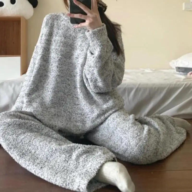 플러시 코랄 플리스 여성 파자마 세트 여성용 따뜻한 겨울 파자마 패셔너블 홈웨어 파자마 귀엽고 부드러운 파자마 세트