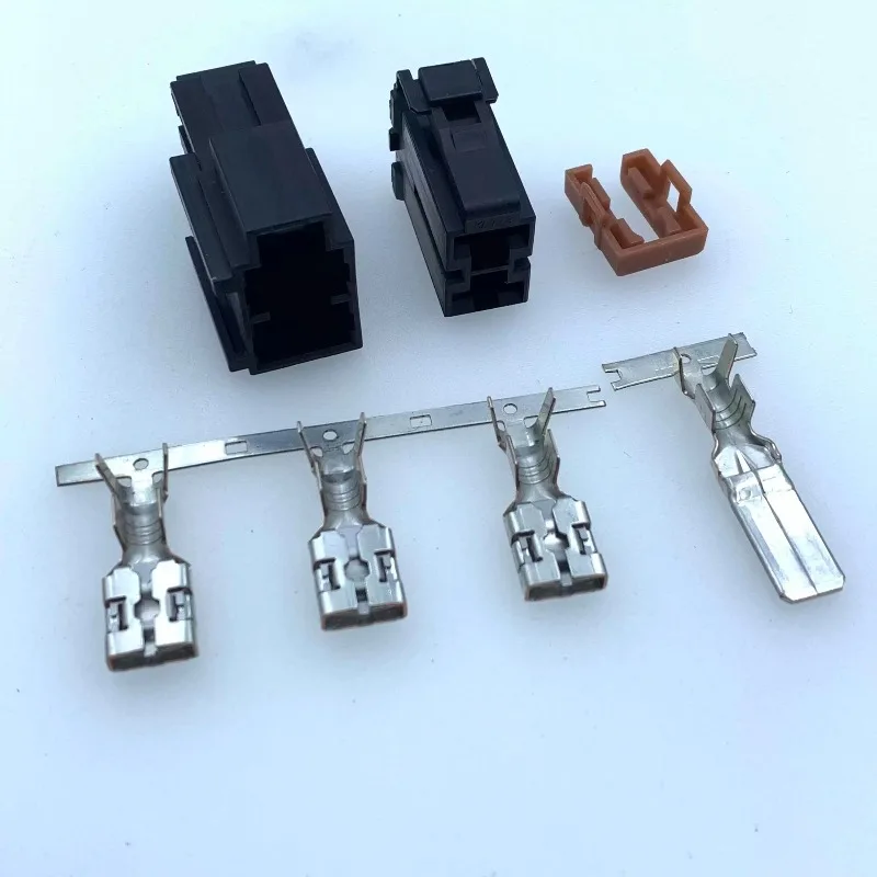 3PCS 7123-4123-30  7122-4123-30 Shell Shell 2 Hole Sheathed Harness Plug Spot