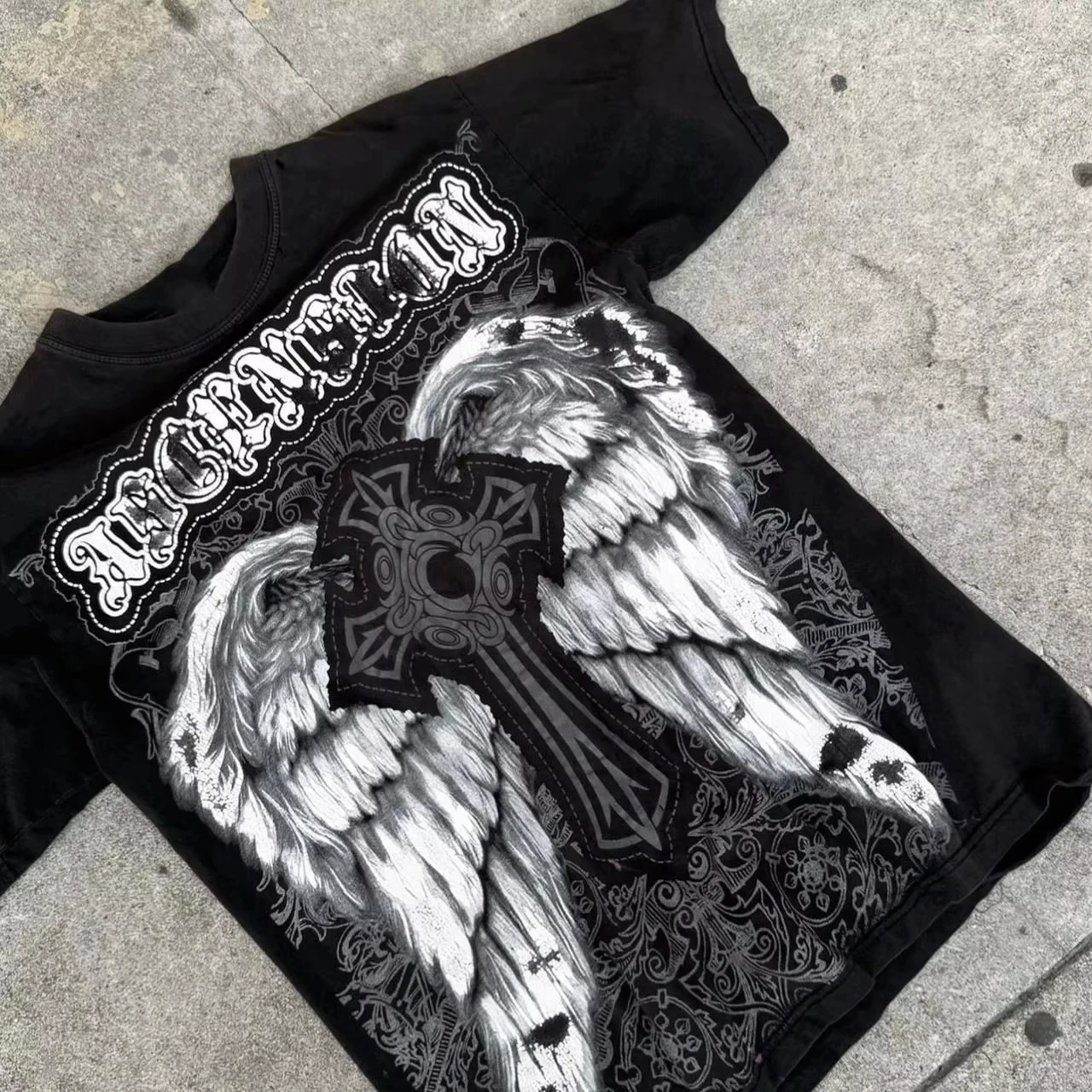 Y2K Gothic Wing Cross Classic  - Streetwear Brand Marketing recension och pris