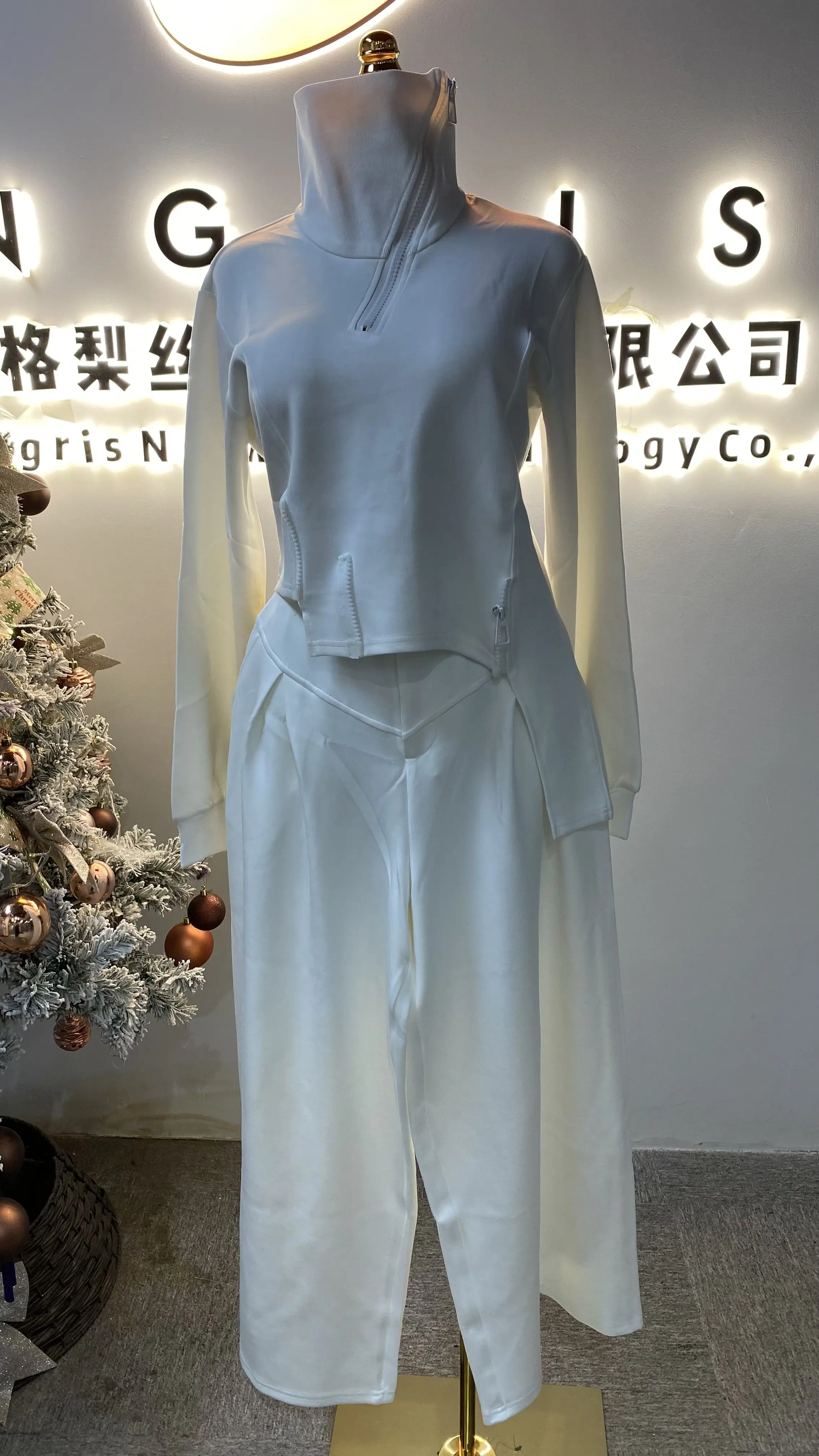 2025 نمط جديد لطيف حجم كبير سترة مشغولة من الصوف سترة عالية الرقبة المرأة قطعتين مجموعة مع تصميم الظهر الخاص-GZXX122 #4