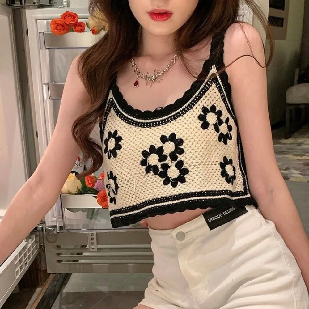 

2024 Sexy Strap Vest Knitted Sleeveless Outerwear Vest Breathable Outerwear Tank Top Summer