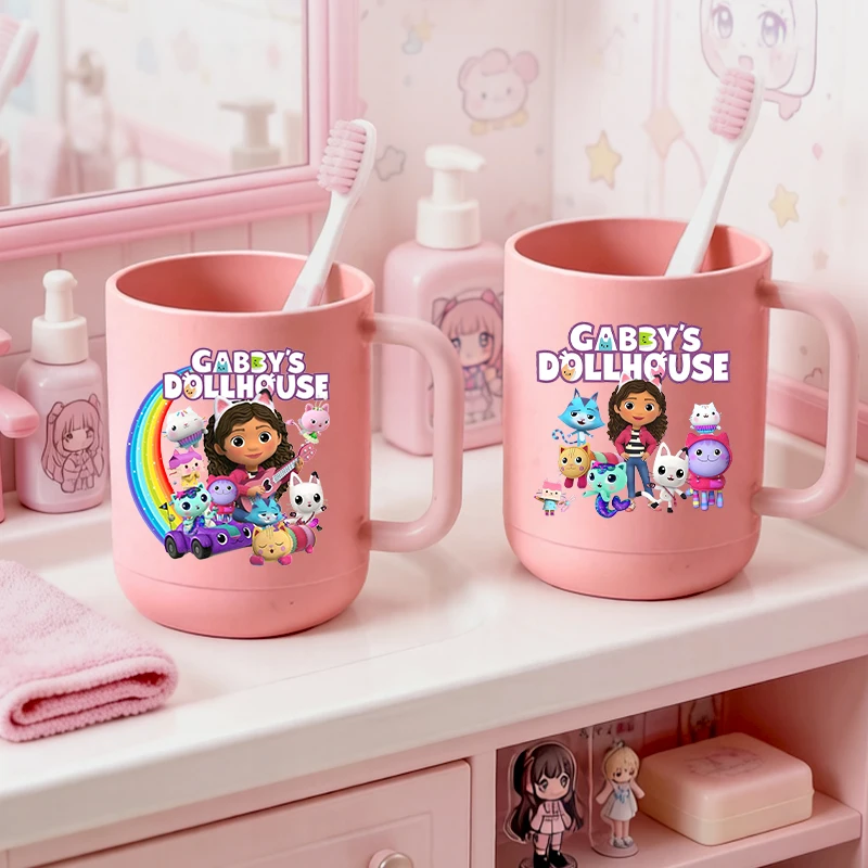 

Стакан для зубных щеток Gabby's Dollhouse: милый аниме-дизайн, креативная пластиковая посуда для дома, бутылка для полоскания рта для девочек