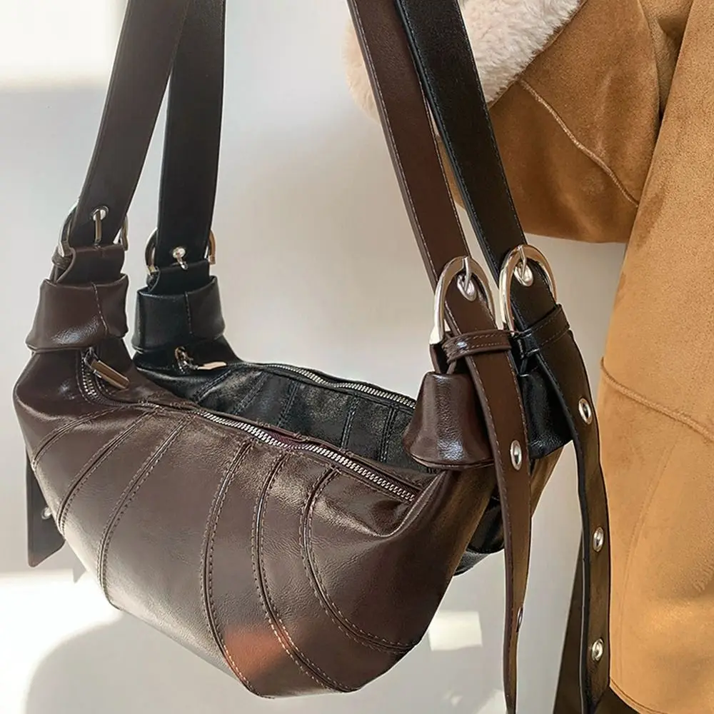 حقيبة كتف كرواسون بنية أنيقة باللون الأسود، حقيبة صغيرة من البولي يوريثان، حقيبة زلابية بلون سادة على الطراز الكوري للفتيات #6