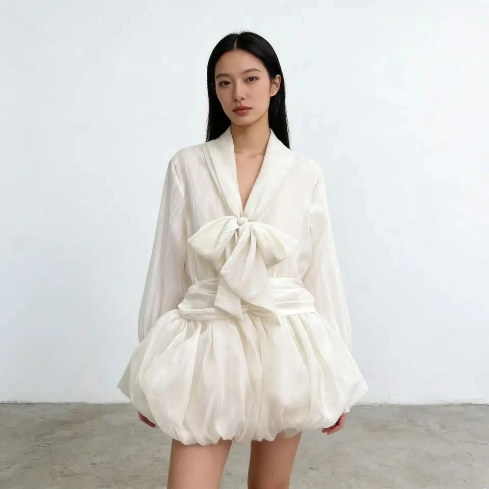 

2026 Spring New Women Temperament Elegant Retro Style Tie V Neck Short Skirt Fashion Bouffant Skirt Women