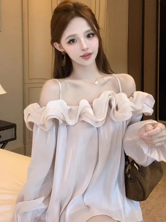 

Design Sensation Women's Satin Chiffon One-Shoulder Strap Shirt Autumn Beauty Court Style Inner Wear Korean Version Standard Fit