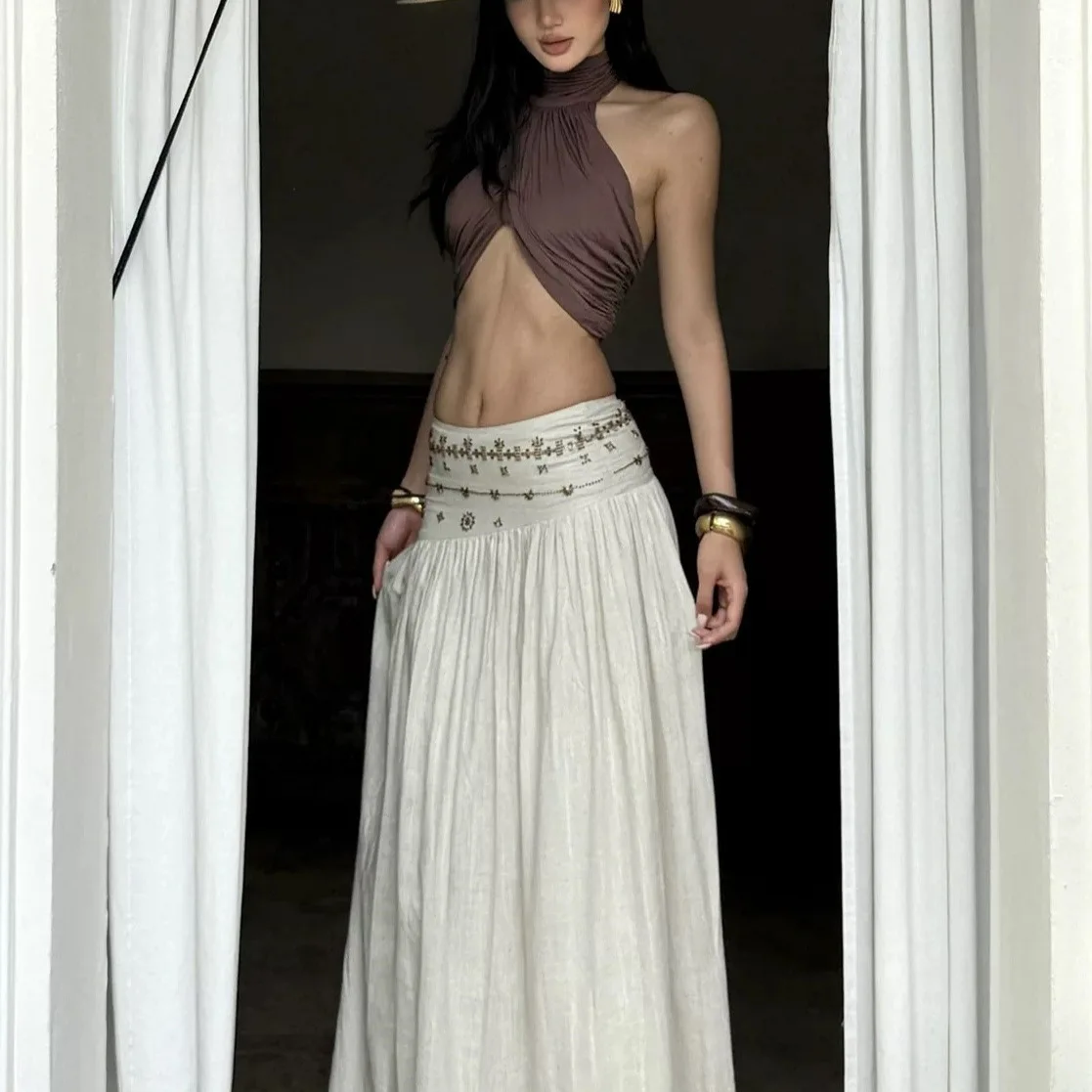 Gonne da donna Set da due pezzi 2025 Gonna retrò per le vacanze Beige a vita bassa Gonna lunga a linea A Set canotta da donna leggera