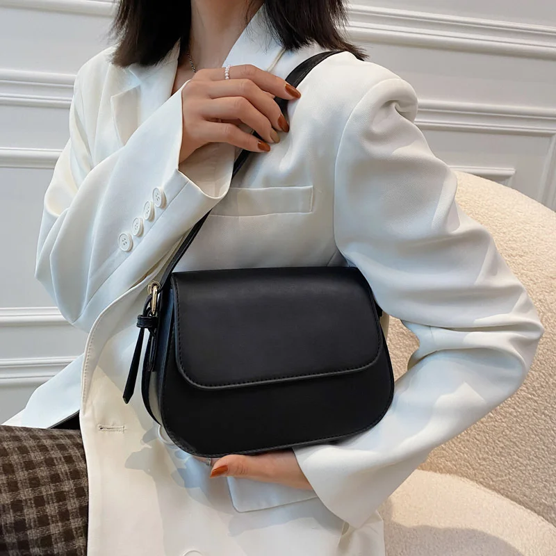 2022 New Trend New Simple Women\'s Fashion Handbags Retro Solid Color PU Leather Shoulder Underarm Bag Casual Women Handbags