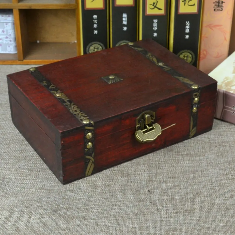 Organizer Treasure Chest Delicate Gift Box Wooden Jewellery Storage Box Vintage Lock Storage Case Home