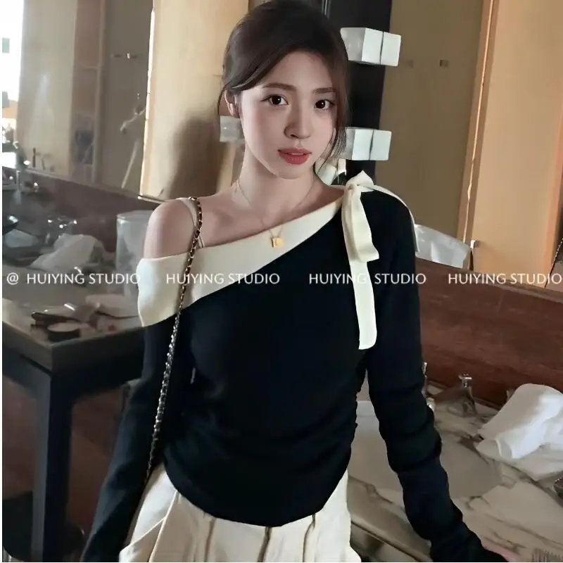 Hot 2026 Trendy New Black Slant Shoulder Knitted Tops for Women In Autumn Winter Designed Asa Bottom Coat with A Sense of Design