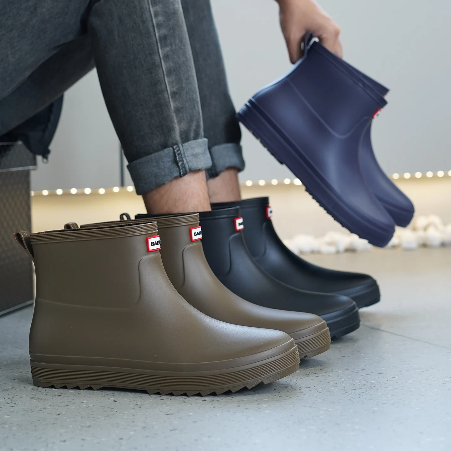 New Men's Short Rain Boots Thickened Fishing Outdoor Waterproof Non-slip Kitchen Lightweight Wear-resistant Rubber Shoes