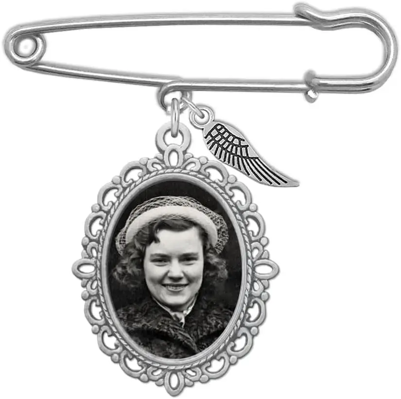 Hochzeitsstrauß-Foto-Charm, ovale Boutonniere-Anstecknadel mit Schutzengel-Flügel und Foto-Rückstellungssoftware für die Braut oder Familie des Bräutigams – Detail 1
