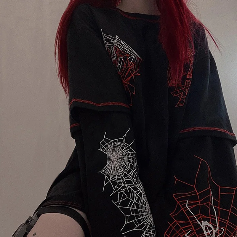 Gothic Y2k Fashion Design Harajuku Spider T Shirt Women Goth Dark Streetwear Design Tees Black Female Long Sleeve Girl Y2K Top