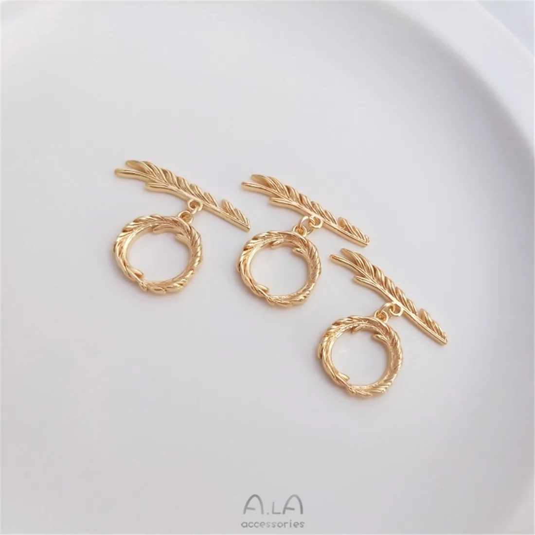 Рисунок 4 - 14k золото перо в форме меха модная