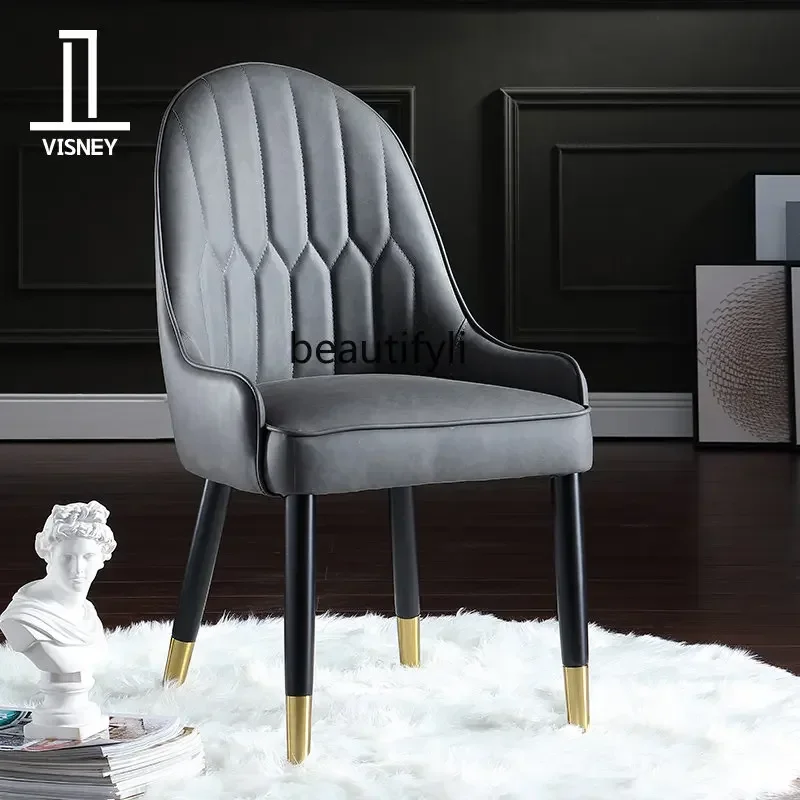 Cc182R11 كرسي طعام فاخر أمريكي خفيف مصنوع من الخشب الصلب كرسي دراسة مطعم حديث الحد الأدنى مسند الظهر كرسي من الجلد الراقية