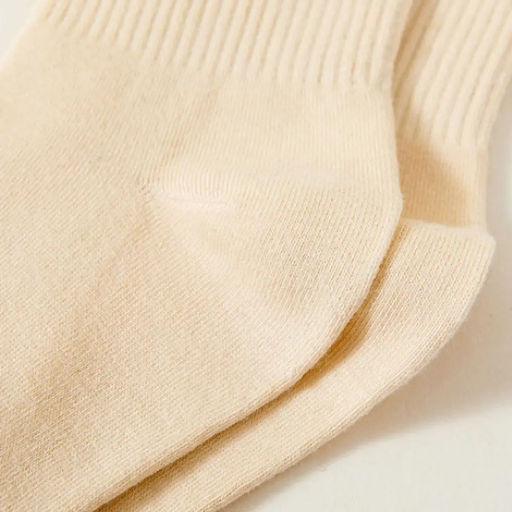 10Pairs امتصاص العرق المرقعة جوارب مخططة بسيطة تنفس منتصف العجل الجوارب الجوارب عدم الانزلاق النساء جوارب أنبوبية ربيع الخريف