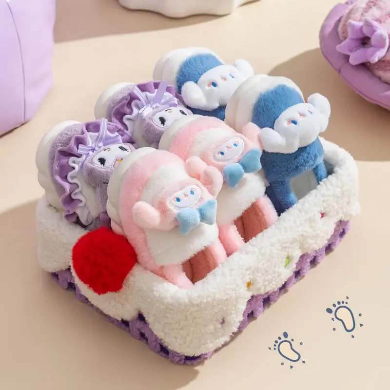 

Детские хлопковые тапочки Kuromi Sanrio, 2025 г., зимние сумки и теплые тапочки для девочек, домашняя хлопковая обувь для мальчиков с героями мультфильмов