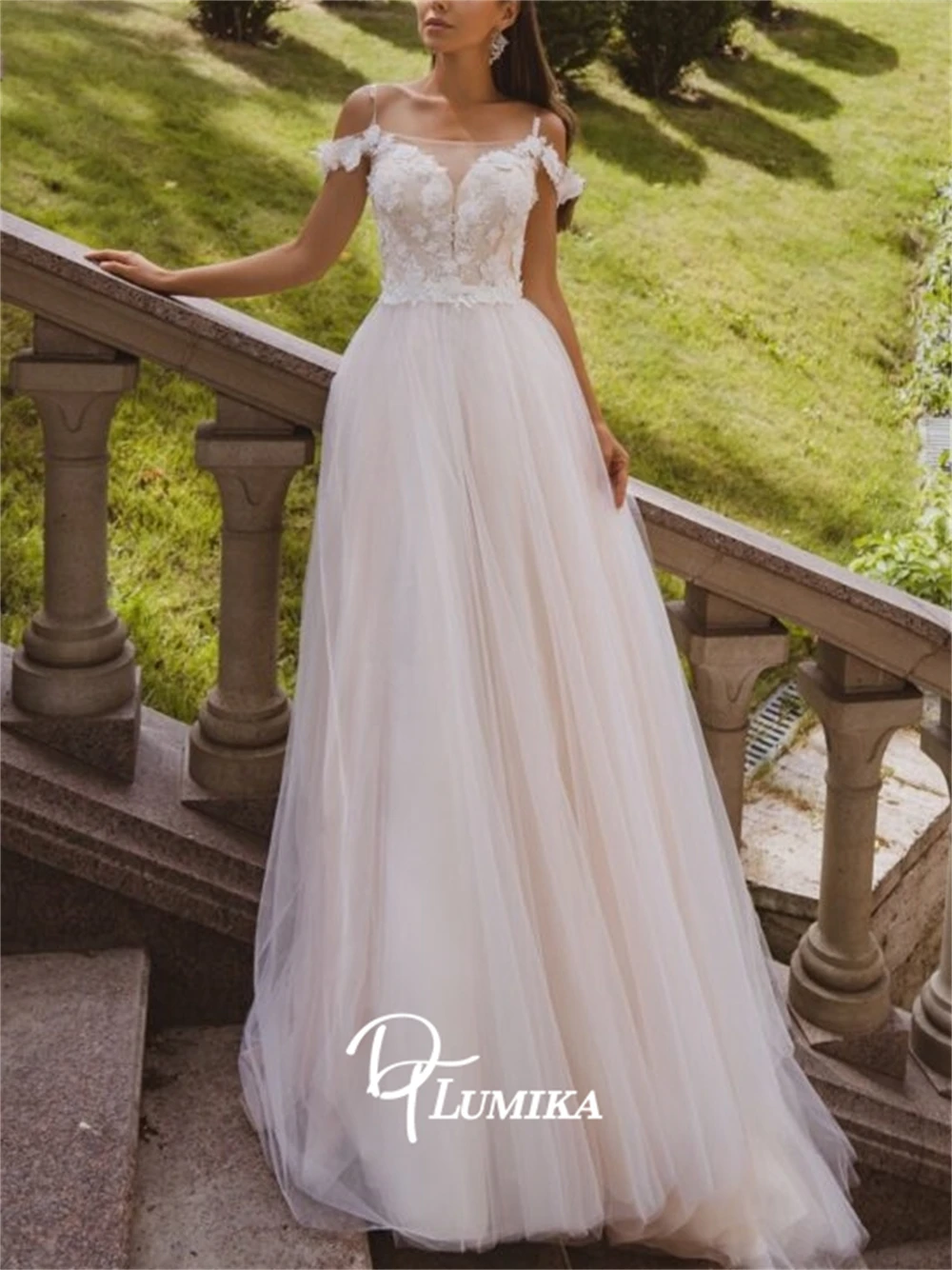 

DTLumika Romantic Tulle Wedding Dress for Women with Floral Appliques Off Shoulder Long A Line Mesh Bride Dresses Customized