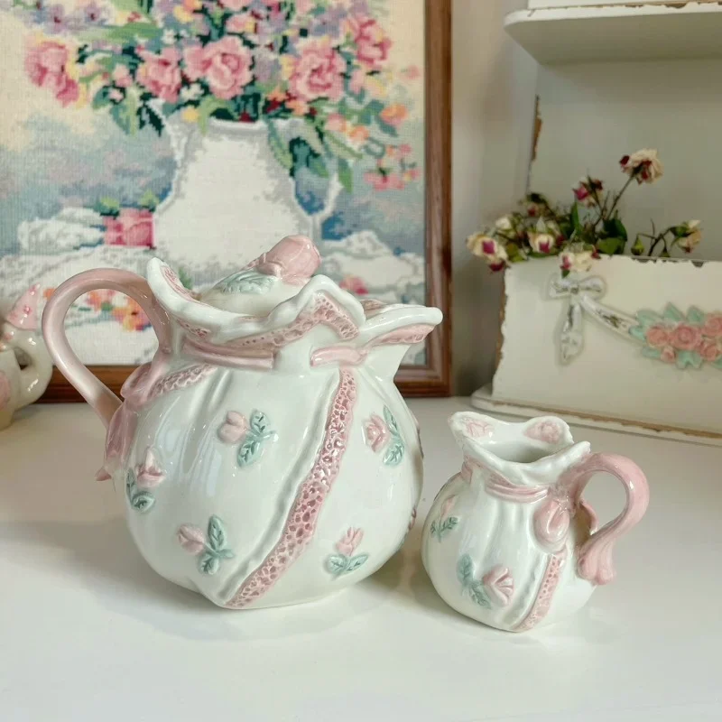 

Ceramic Teapot Underglaze Color Cute Retro High Temperature Resistant Pink Embossed Rose Small Cup Milky White New Chinese Style