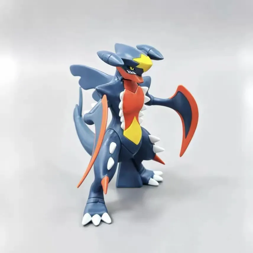 Anime Pokemon Figur Garchomp Actionfiguren PVC-Statue Desktop-Ornament Sammlerstück Modell Spielzeug Geschenke 10cm